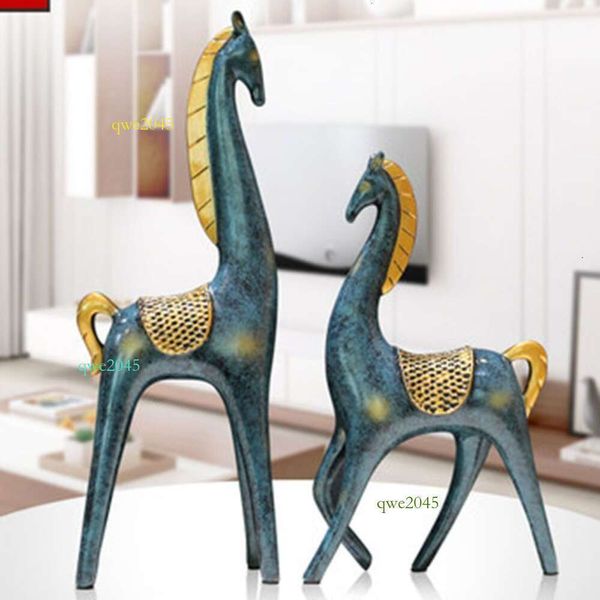 Estrelas de estilo europeias Rising Atrair Wealth Horse Resin Crafts Living Sala Armários de TV Cabinetes de Vinho Decorações Ornamentos Caixa de Presentes de Presentes de Negócios Designer