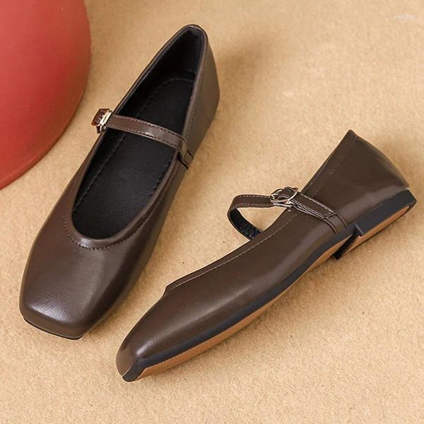 Kleidungsschuhe 2024 Frauen schnallen flache modische flache Schlupf auf Damen Elegante Ballett Heel Ballerinas Pumps Weiches Leder