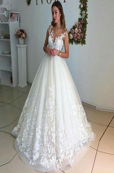 Abiti da sposa in pizzo biancoivori Appliques senza maniche abiti da sposa da sposa Top Scherline Lunghezza del pavimento 9473943