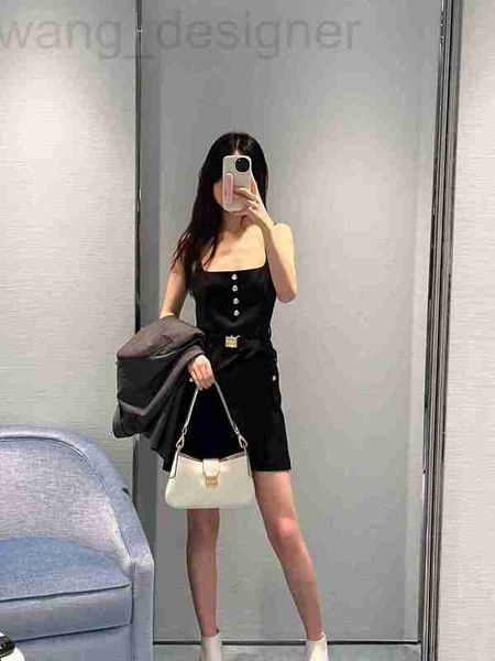 Abiti da lavoro Designer Miu 2023 Autumn Metal Button Decoration Dress Belt Abito da donna Slip Slip Cintoni Short Short TP9W