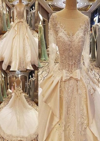 2018 Winter Fall Snow Garden V Neck Abito da ballo a base di maniche lunghe Cristalli Abiti da sposa abiti da sposa Western Brids4088655