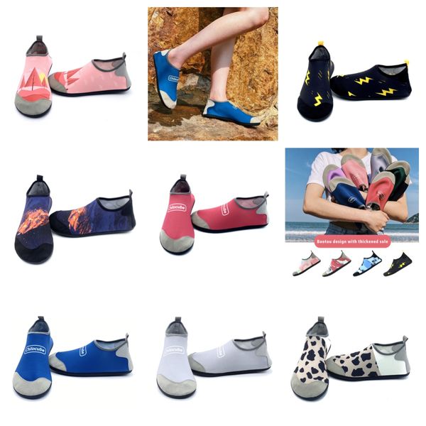 Scarpe atletiche maschile sandalo gai e donne che ovadano scarpe a piedi nudi sport scarpe nere all'aperto spiagge di sandalo coppia di scarpe da scarpa da scarpa da scarpa da 35-46