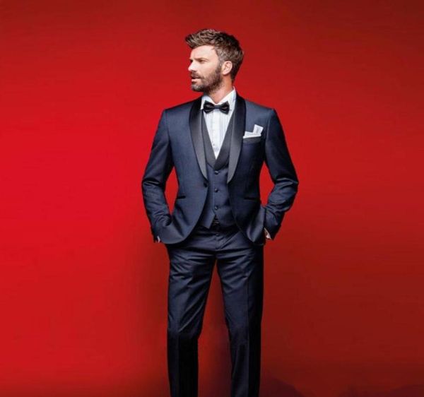 Classy Navy Blue Wedding Tuxedos Slip Abit per uomo Groomsmen abito tre pezzi a buon mercato in camitta formale a buon mercato pantsvestbo3378821