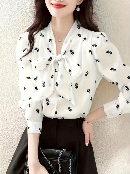 Blouses femininas Spring e outono Temperamento Simples camisa de chiffon fêmea blusa de manga longa solta flor de camiseta francesa B Flor B