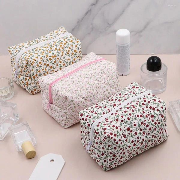 Stume da stoccaggio Donne Makeup Borse Flower Stampa set cosmetico con chiusura con cerniera per la capacità di viaggio di viaggio per viaggi portatili portatili