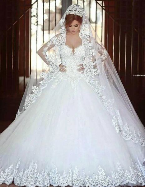 Abiti 2020 Arabi moderni A abiti da sposa a linea dicevano Mhamad Sweetheart Maniche lunghe Appliques perle Long Chapel Train Plus Size Bri