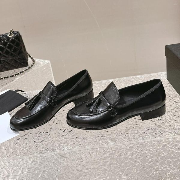 Kadınlar için gündelik ayakkabılar 34-41 Orijinal deri mokasenler Düşük Topuklu Fringe Retro Flats Bahar Tasarımcısı Zapatillas Mujer