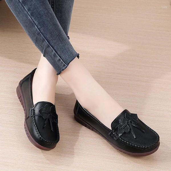 Sapatos casuais 2024 Mary Jane Women Leather Square Toe Metal Buckle Strap Sweet Lady Slip On Flats Retro British Style Black White