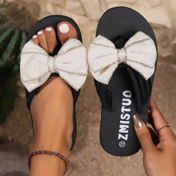 Terlik 2024 Kadınlar Yay Yaz Sandalet Terçesi Kapalı Açık Plaj Ayakkabıları Kadınların Flip Flops Platform Slaytlarında Shose