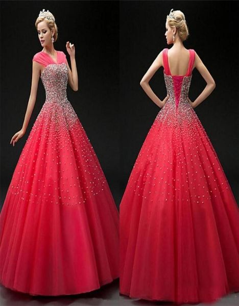 Paillettes di perline per perline rosse abiti quinceanera con cinghie abito da ballo dolce 16 vestito vestido de festa laceup lunghe tulle prom formale 6917008