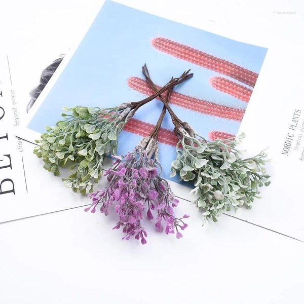 Dekorative Blumen 6 PCs Plastik für Scrapbooking Hochzeit Brautzubehör Freigabe Wohnkultur Weihnachtsbaumkünstlungspflanzen