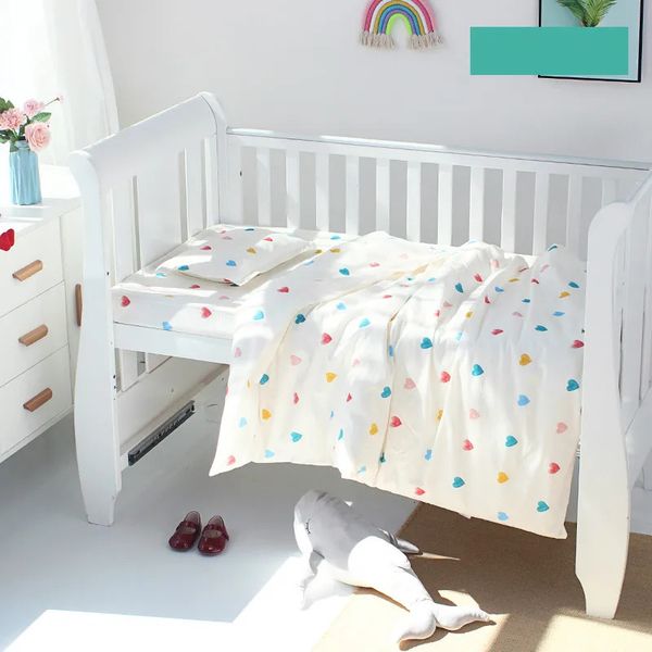 3pcsset Baby Bettwäsche Set Kleinkind Krippenartikel mit Bettblech Kissenbezug Quilt Deckung Weiches Baumwoll -Kinderbett -Kit für Raum 240322