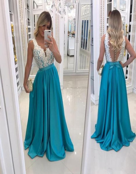 Vestidos de baile árabe azul elegante 2018 Apliques de renda pérolas de miçangueira sexy de volta vestido de noite de longa noite uma festa de linha do Gown9583834