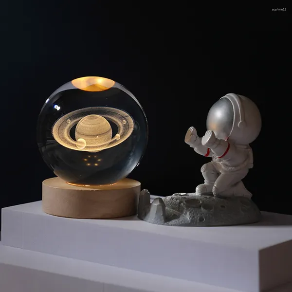 Figurine decorative Lampada leggera a sfera di cristallo a LED con base solare a base di legno Ricarica per arredamento per la casa