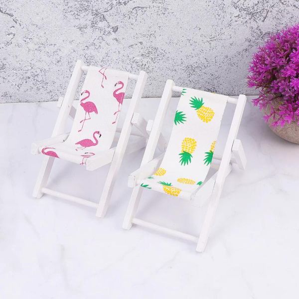 Dekoratif Figürinler 2 PCS Mini Ahşap Plaj Sandalye Mediterranean Stil Ananas Deseni Cep Telefonu Tutucu Süsleme Salonu Güverte