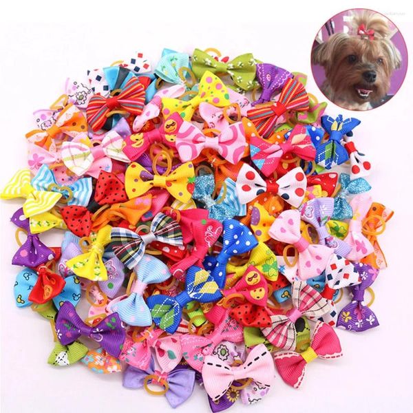 Hundekleidung 10pcs Schöne entzückende elastische Haarbindungsband für Welpenkopf Blume Bogen Gummi -Oramenthunde Accessoires Accessoires