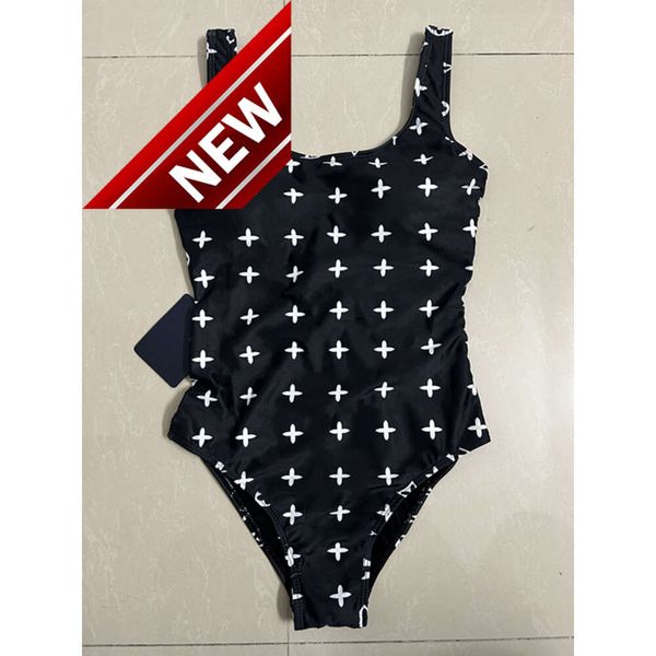 2024 NOVO designer de moda Sexy Biquíni Conjuntos de maiô feminino barato Menas de banho elegante e elegante Mulher de banho de praia Summer Woman Elegant Swim