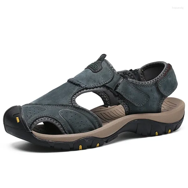 Sandalen Sommer atmungsaktiven echten Ledermännern Nicht rutschende Outdoor-Sport-Slipper Strandschuhe Mann Anti-Schleuder