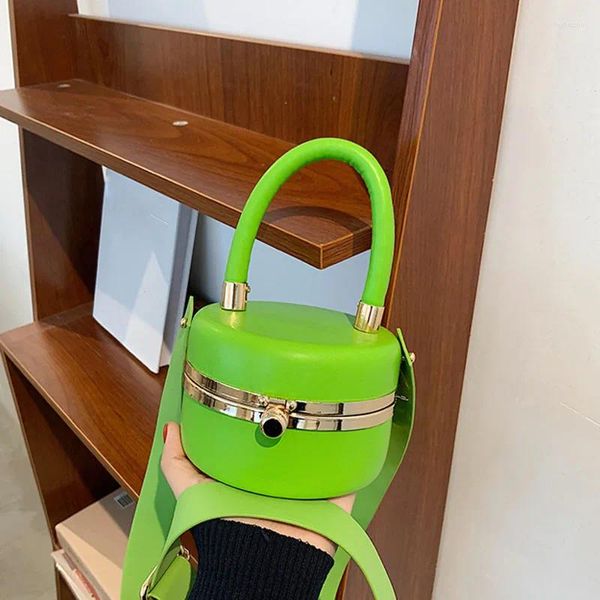 Bolsas de ombro Candy Color Mini Bag 2024 Trendy PU Leather Feminina Bola de Designer Feminino Caixa Redonda Feminina Crossbody