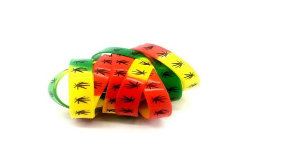 NEUES Whole 100pcs Buchstaben Print Jelly Elastic Silicon Armband Trendy Gummi -Elastizität Armband Wrist Bandmanschette Armreifen Armband 7989197