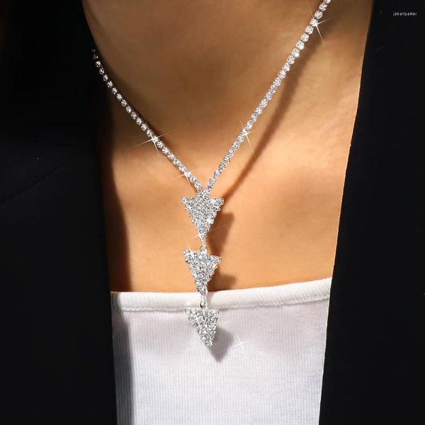 CHOKER INS FODE RRIANGLE Strass Halskette Schmuck für Frauen Statement Tenniskettenkragen Brautzubehör Geschenk