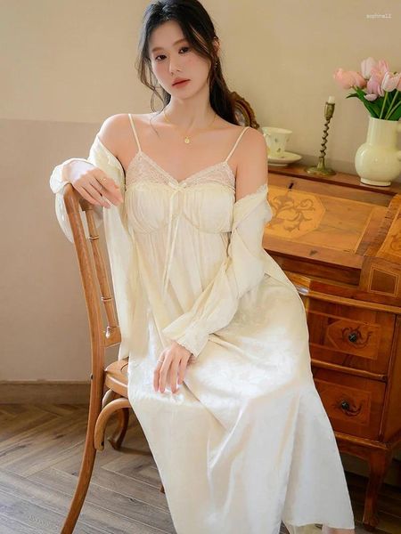 Ev Giyim Fransızca Seksi Nightgown Kadınlar İki Parçalı Set Bahar İpek Dantel Peri Jacquard Pijamalar Robe Nightgown Placeswear
