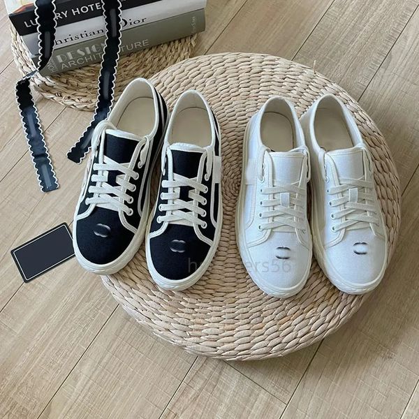 Designer Luxury Casual Shoes Women Fashion Classic Versatile Low Top Sports Shoes Men Black and White Outdoor Casual Running