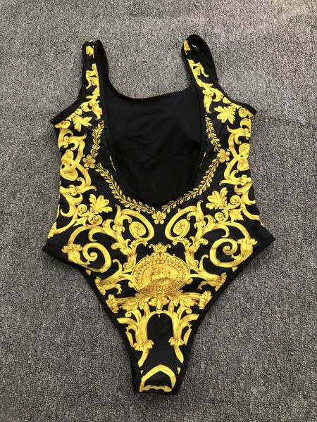 Swimsuit floreale con stampa dorata sexy bikini pop stamped da donna da bagno outfit classico set di nuoto 240329