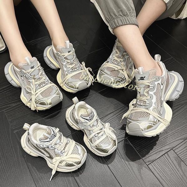Designer klassischer personalisierter Sportschuhe Track 3.0 LED-Licht Schuhe Luxus Männer hochwertige Frauen wiederaufladbare LED-Lichtplattform Schuhe 35-46 Größe M55
