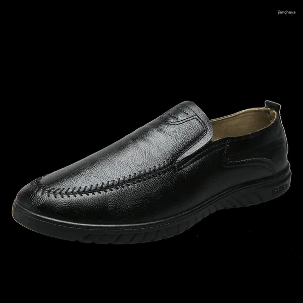 Sapatos casuais Summer Leather Men Momanys Blipable Slip em tênis masculinos à prova d'água sólida