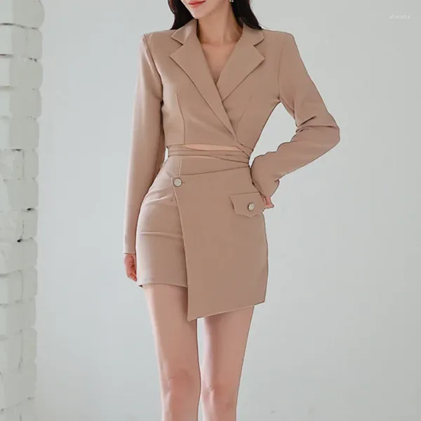 Vestidos de trabalho Mulheres Moda Moda de terno curto Bolsa de cintura Mini saia Conjunto de duas peças
