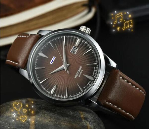 Homens populares 3 Ponteiro Relógios 41mm Auto Date Good Lovel Looks Men's Relógio Todo o Crime Famous Leather Strap Importado Cadeia de Movimento de Quartz Bracelet Watch Gifts