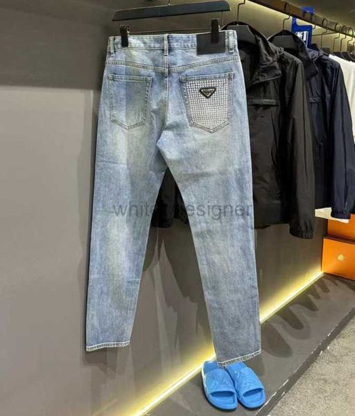 Herren Jeans Designer Jeans Frühlings-/Sommer -Herren -Gelegenheitsmode Hot Diamond Wasserwäsche Slim Fit Elastic Hell Blue Denim Hosen