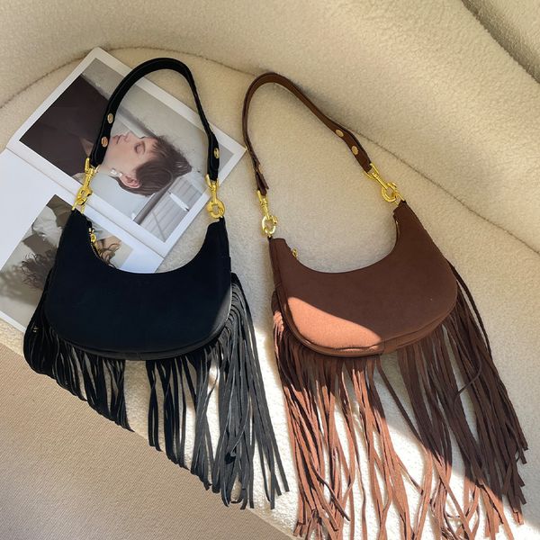 Vintage Wildleder Fringe Designer -Tasche Hochwertige Mode -Crossbody -Tasche elegante Halbmond -Tasche Frauen Luxus -Tasche Herbst und Winter Achselstücke