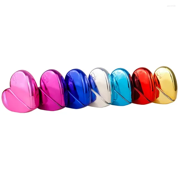 Garrafas de armazenamento 10pcs 25 ml em forma de coração garrafa de perfume vazio spray metal casco