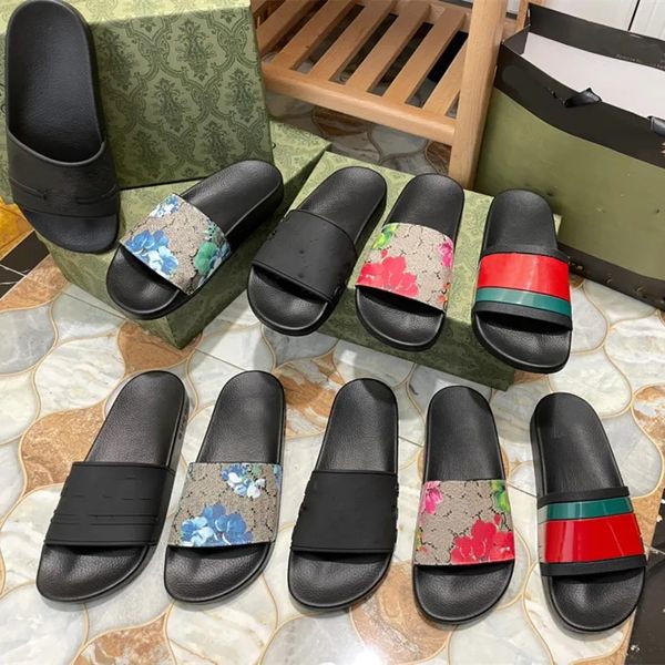 Designer Sandalen florale Brokat-Hausschuhe Paris Gummi-Objektträger Ttaly Sandalen Männer Männer Slipper Flip Flops Damen Mode Streifen Strand Sliders US 5-11.5