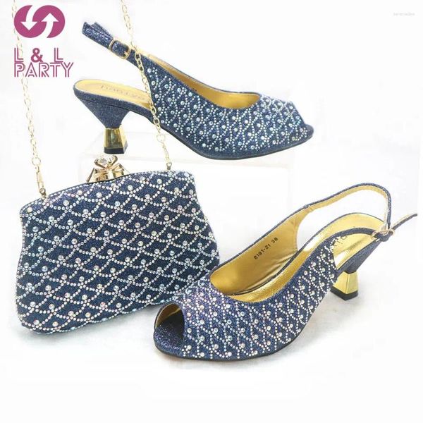 Sapatos de vestido azul escuro próximo primavera de alta qualidade de sandália bolsa de mão com cristal shinning para festa de jardim