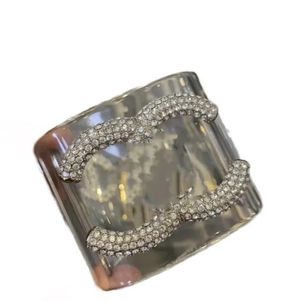 Pulseira de designer atacadista para mulheres diamantes brancos charme de pérola de cristal vintage requintado requintado de jóias de jóias de jóias de ouro zh215 c4 7u1e