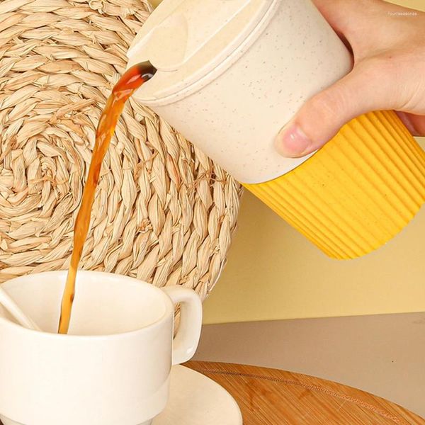 Mughe 2024 Paglie di grano eco-compatibile tazza d'acqua portatile 380 ml di tazze di caffè con coperchi riutilizzabili tazze per bambini in campeggio per bambini escursioni