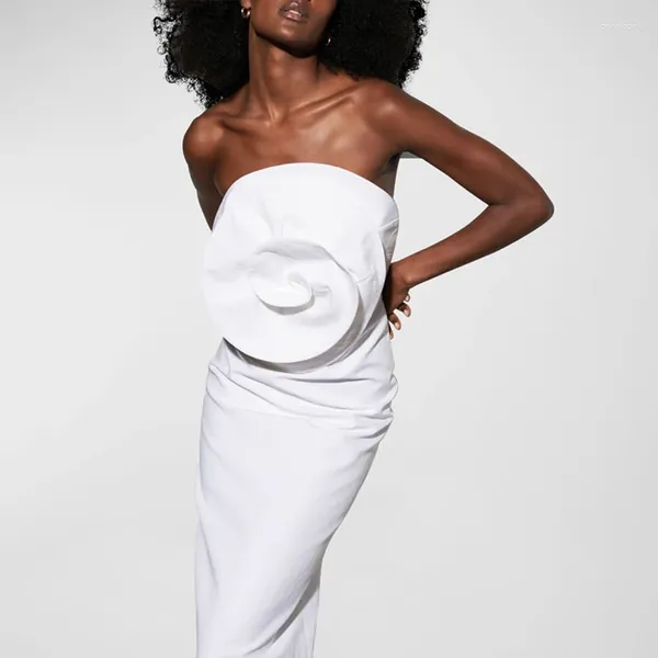 Повседневные платья в стиле белые элегантные женщины 3D цветы без бретелек.