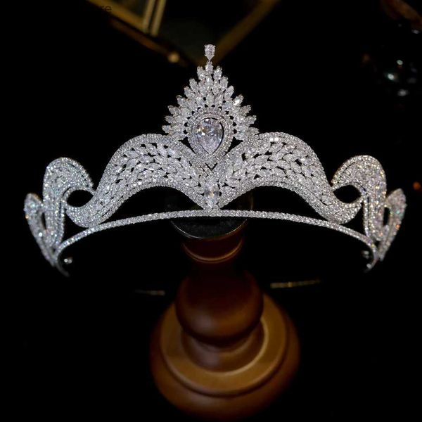 Düğün Saç Takı Asnora -Bride Taç Benzersiz Tasarım AAA Kübik Zirkonya Tiaras Kadınlar için Düğün Kafa Bantları Nedime Saç Takı Aksesuarları L46