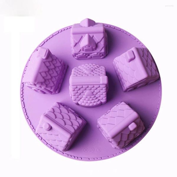 Stampi da forno 6 fori Torta al cioccolato stampo 3D Case 3D Cookie per decorazione Strumento di decorazione di pan di zenzero silicone natalizio Colore casuale