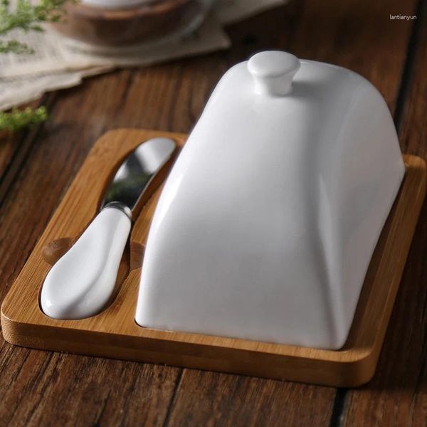 Placas Caixa de queijo de placa de manteiga cerâmica Criativa com faca coberta de bolo de sobremesa