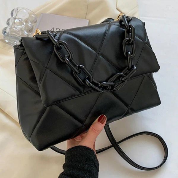 Totes Bolsas de couro de couro PU suave para mulheres Bordado Bolsa de thread Bolsa de ombro de cadeia de tendência de luxo Bolsas de ombro 2024