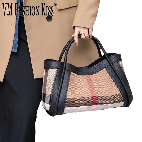 Vm moda öpücük çizgileri tuvalgen deri 2024 kadın çantalar büyük omuz messenger çantası lüks tasarımcı çanta 240322