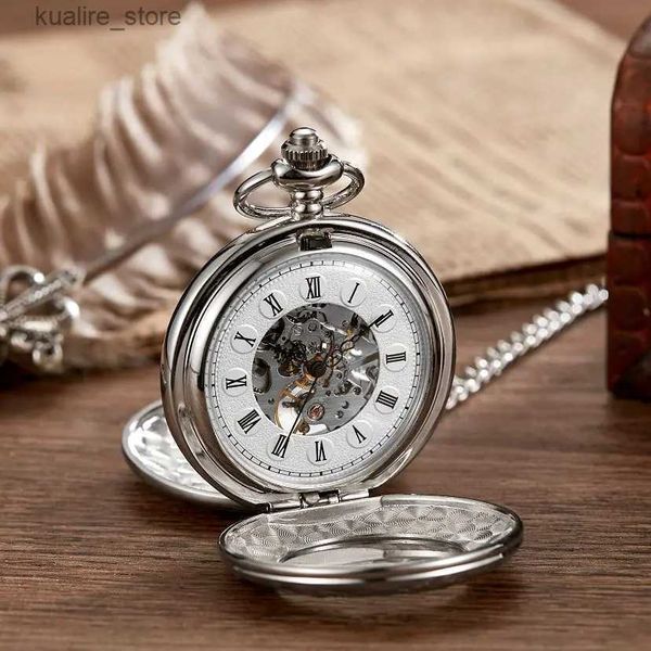 Pocket Watches neue doppenseitige offene Geschenkschnitzmaschine Pocket Herren Klapper Handstyle Doppelseitige Jäger Roman Nummern L240402