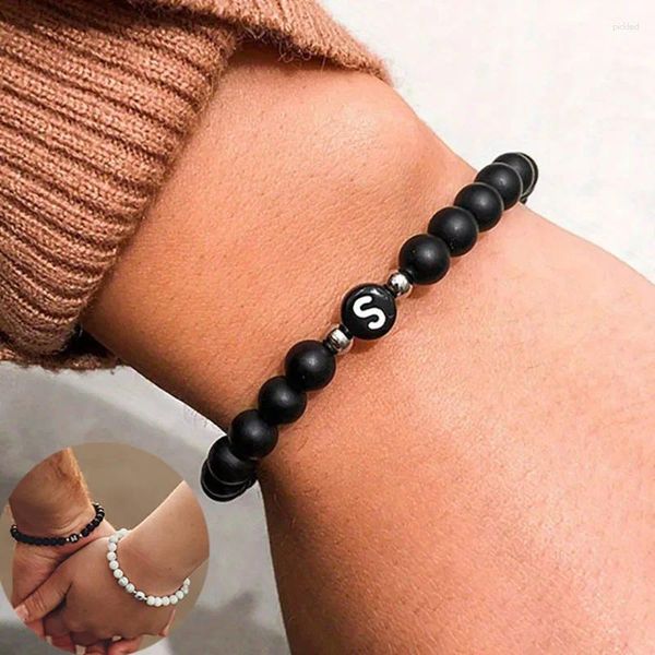 Bracciale iniziale Strand per uomini e donne neri onyx da 6 mm perline con lettere gioielli coppie alfabeto