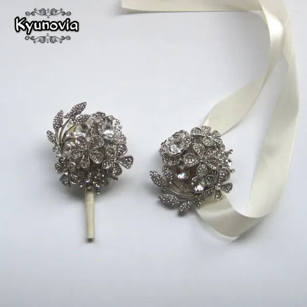 Flores de casamento Kyunovia Grooms Broche Boutonniere Ivory Rhinestone Wrist Corsage Groomsmen Butrofhole Brom Crystal Pin Acessórios