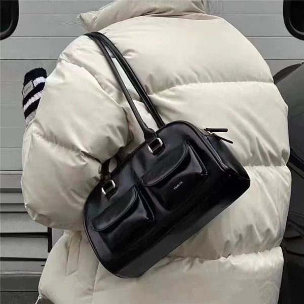 Сумка для боулинга для женщин корейская стенд нефтяная сумка Boston Sate Bag Sags Luxury Designer Black Mudbag 240322