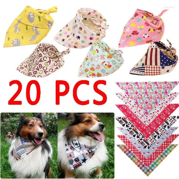 Hundekleidung 20pcs/Los Haustier Bandana gemischte Styles süße Cartoon Tierlätzchen Schalehalsharmon Verstellbares Pflegepapierzubehör Accessoires